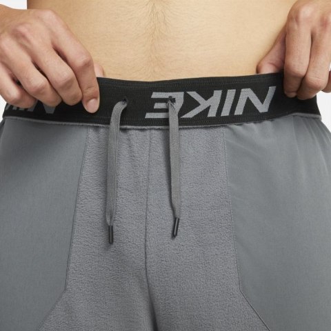 Spodnie Nike Therma-FIT M DD2136-068 Spodnie Nike Therma-FIT M DD2136-068