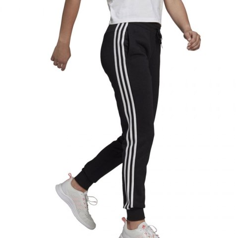 Spodnie adidas Essentials Slim Tapered Cuffed Pant W GM8733