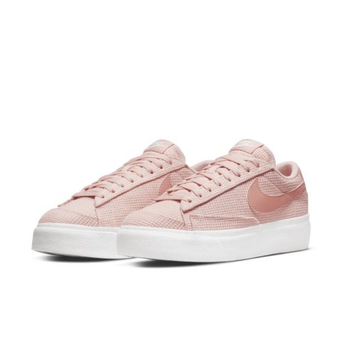 Buty Nike Blazer Low Platform W DN0744-600