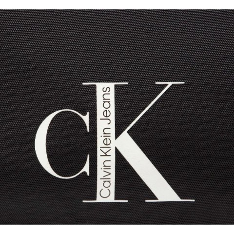 Kosmetyczka Calvin Klein Jeans Essentials K50K509851