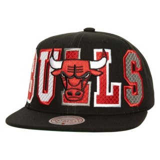 Czapka z daszkiem Mitchell & Ness Varsity Bust Snapback Chicago Bulls HHSS6461-CBUYYPPPBLCK